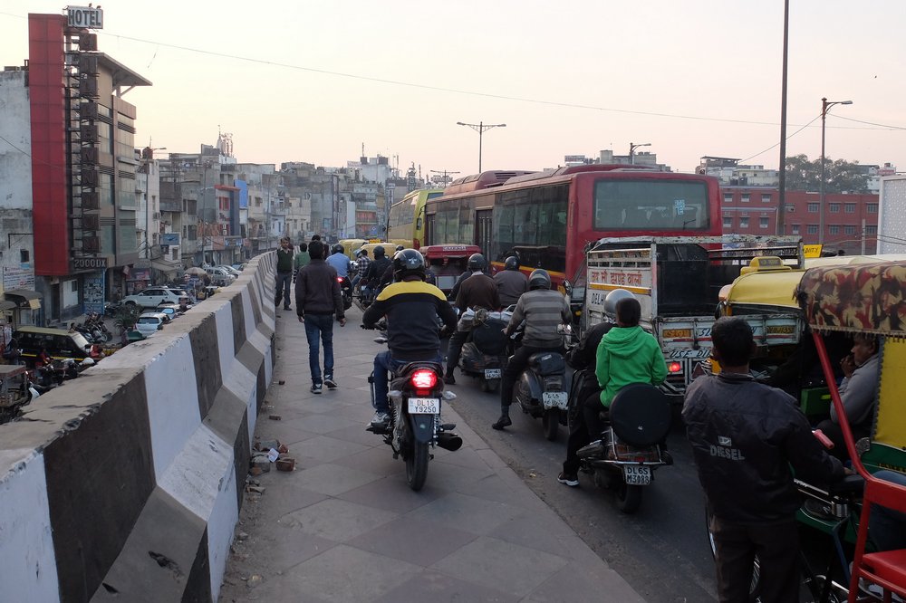 bridge from New Delhi Railway station to Pahar Ganj