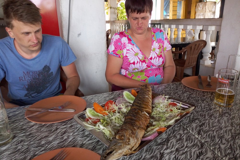 eating baracuda fish in Goa India