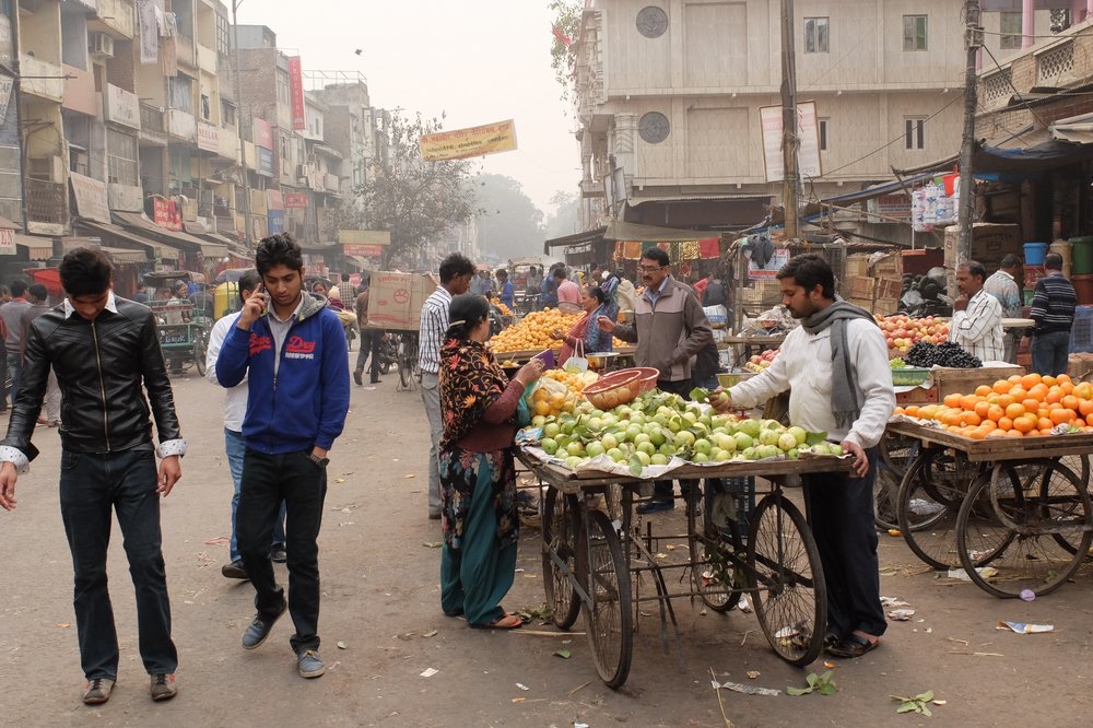 fruit vendors in Delhi India